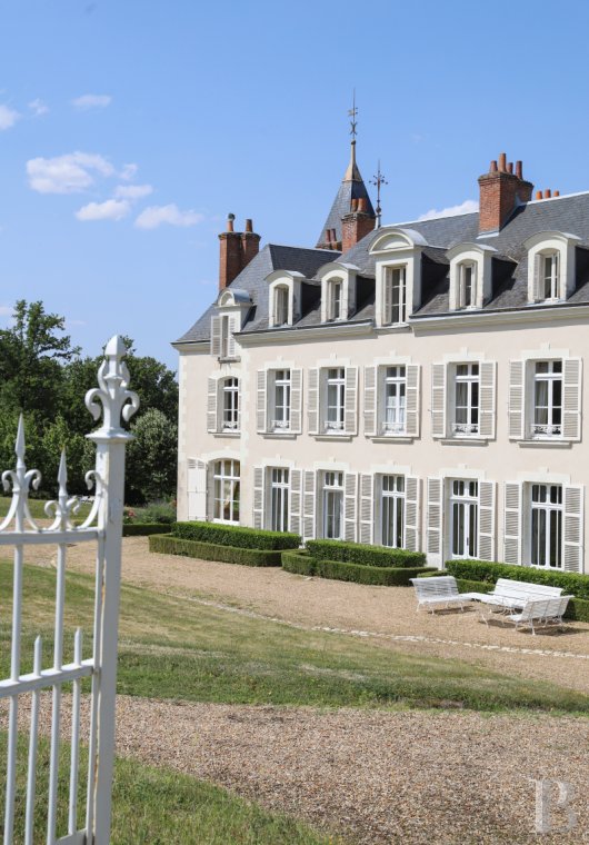 A 19th-century château by the Cisse river, south-west of Blois in the Loir-et-Cher region - photo  n°3